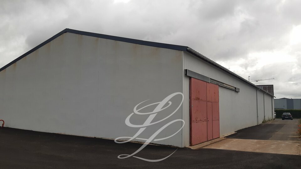 Location - LOCAL D'ACTIVITE 300 m<sup>2</sup>