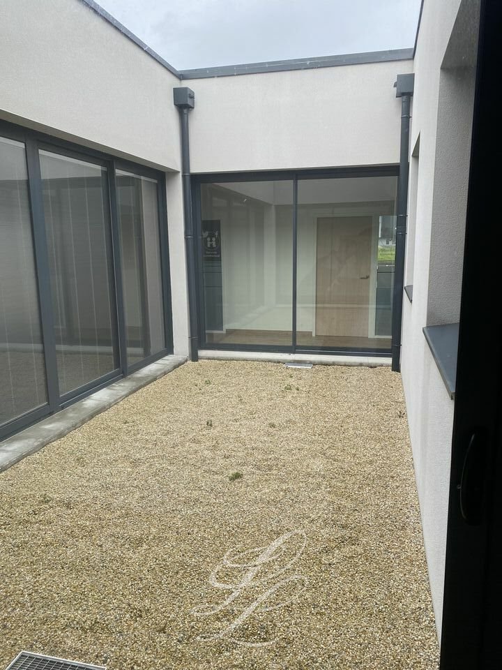 Vente - BUREAUX 442 m<sup>2</sup>