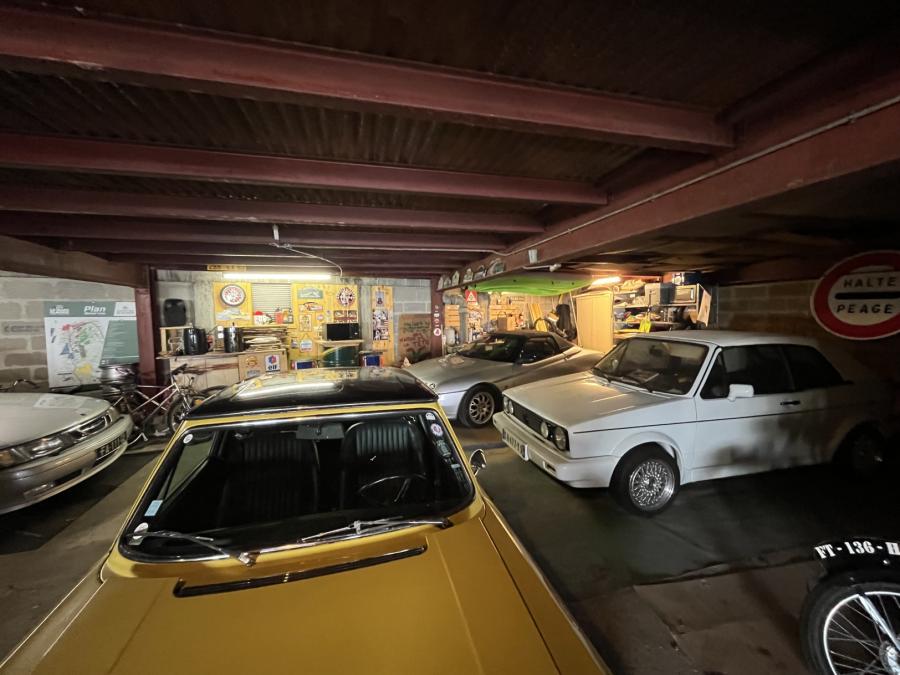 Garage