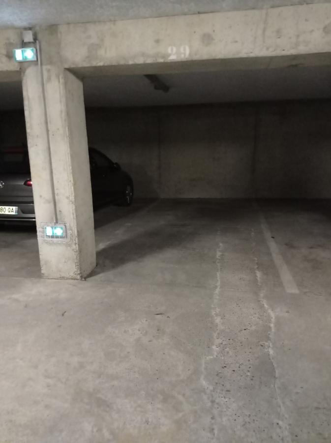 parking/box