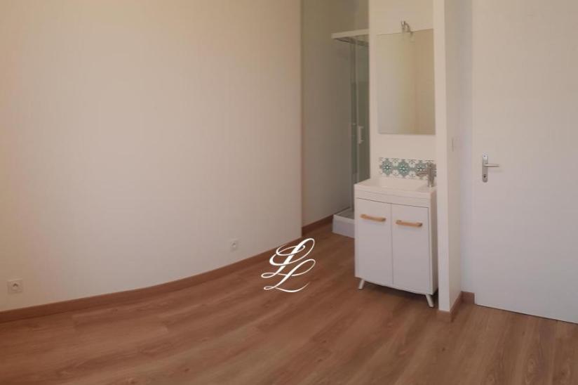 Réf. 20296 - Immeuble 6 pièces
