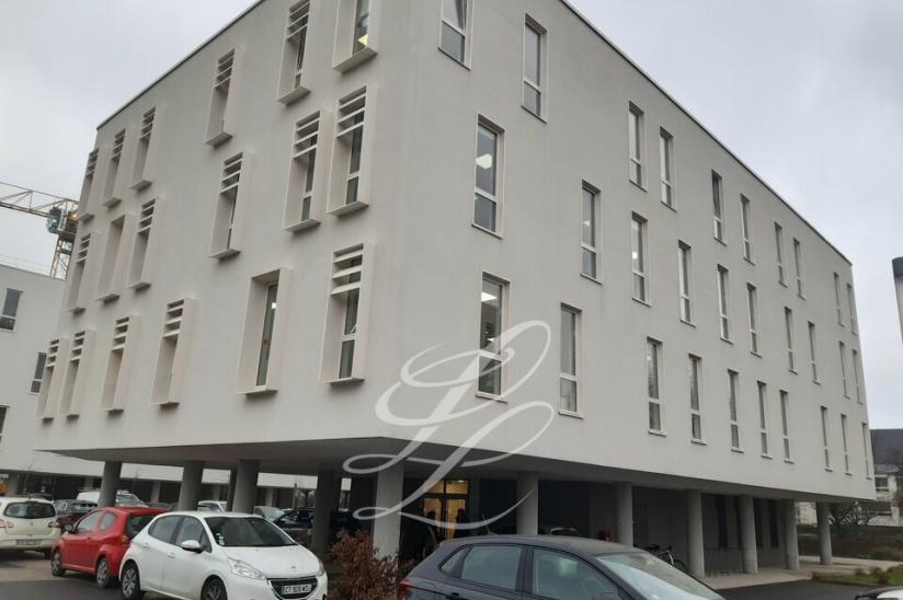 Réf. 37.001647 - Location - BUREAUX 89.78 m<sup>2</sup>