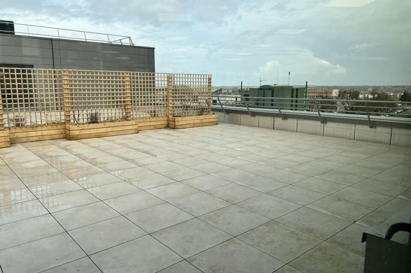 Réf. 72.002742 - Location - BUREAUX 278 m<sup>2</sup>