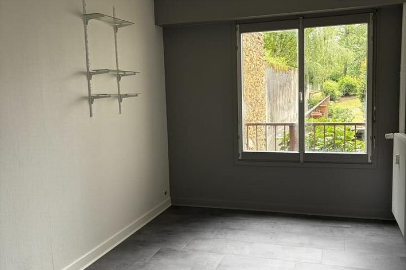 Réf. 72.003084 - Location - BUREAUX 80 m<sup>2</sup>