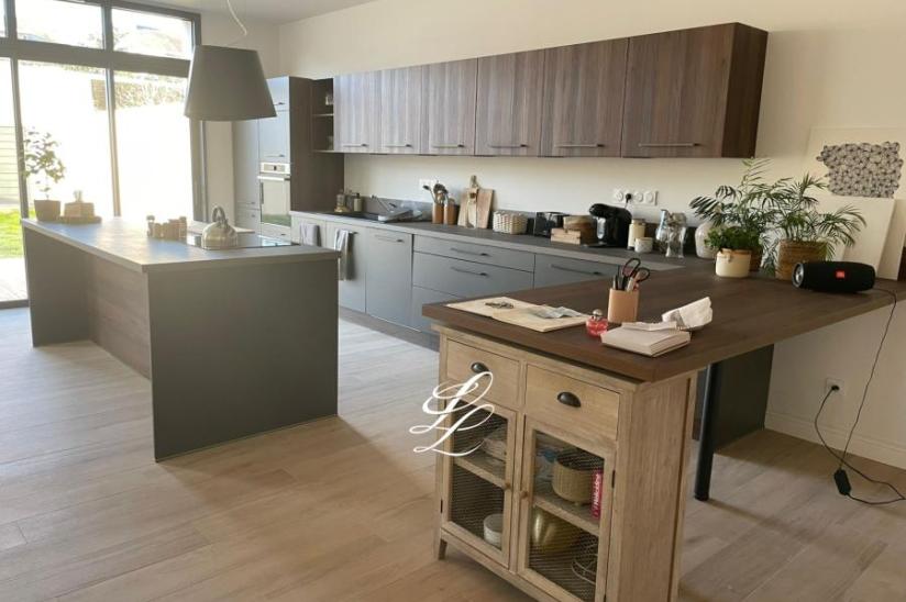 Réf. 7409_YC - Maison 8 pièces