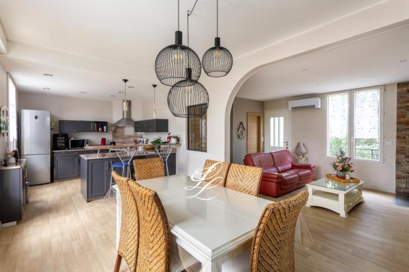 Réf. 7451 - Maison 6 pièces