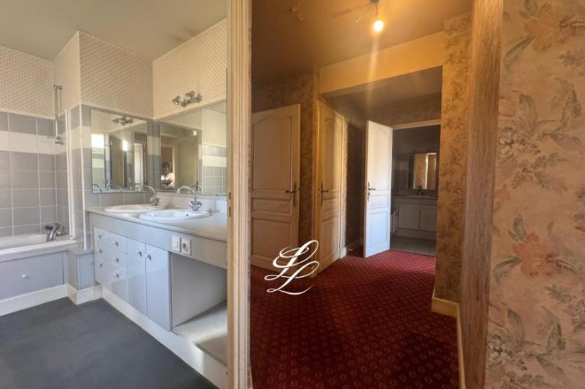 Réf. 7582-YC - Appartement 5 pièces
