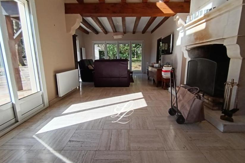 Réf. 7639-CD - Maison 7 pièces