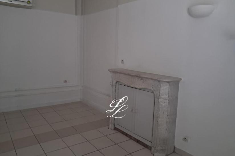 Réf. 7650 - Local 3 pièces