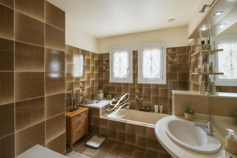 Réf. 7712-CY - Maison 8 pièces