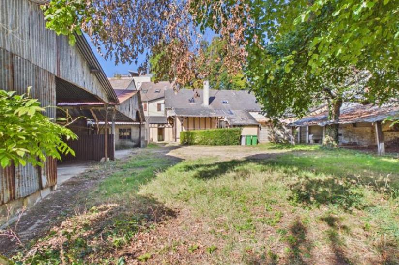 Réf. 7732-DA - Maison 10 pièces