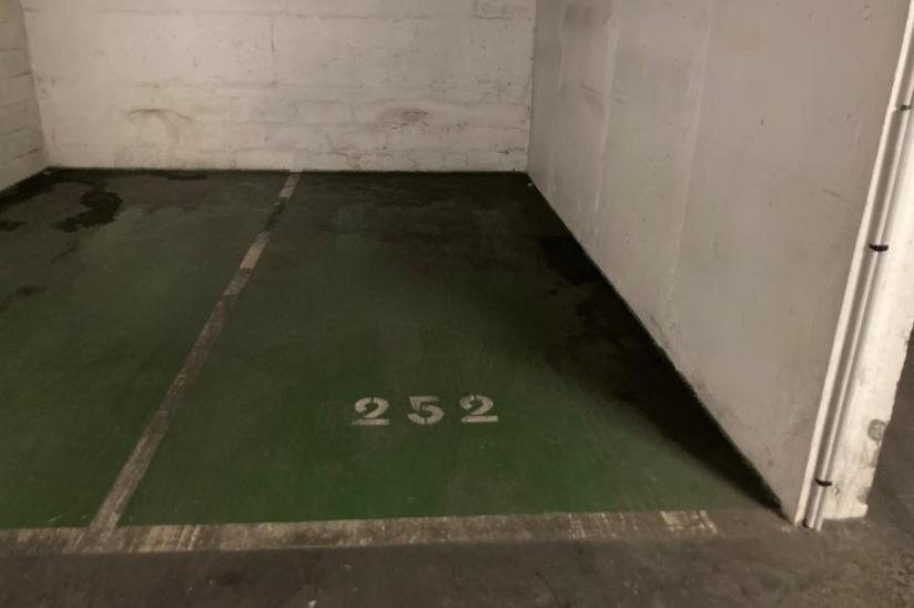 Réf. CV4609 - parking/box