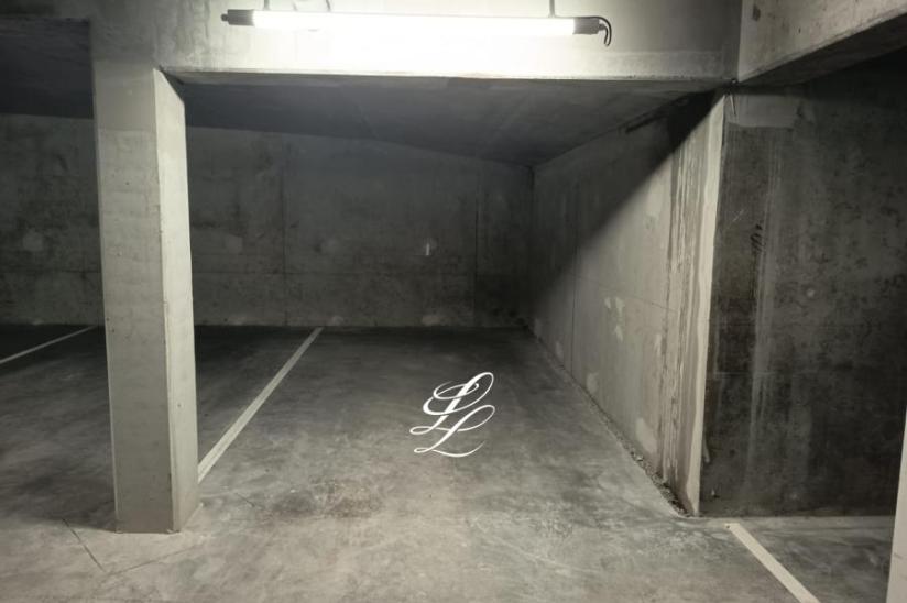 Réf. LD4242-PK1 - parking/box