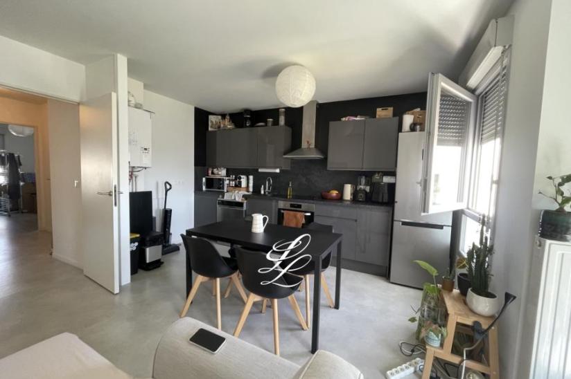 Réf. T3PRESLE - Appartement 3 pièces
