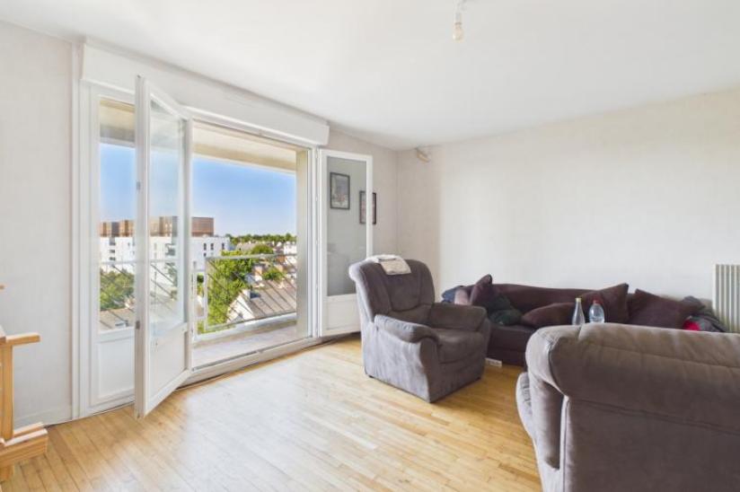 Réf. VF2590 - Appartement 5 pièces